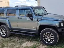 Hummer H3, 2010