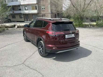 Toyota RAV4 2018 года за 12 700 000 тг. в Караганда – фото 5