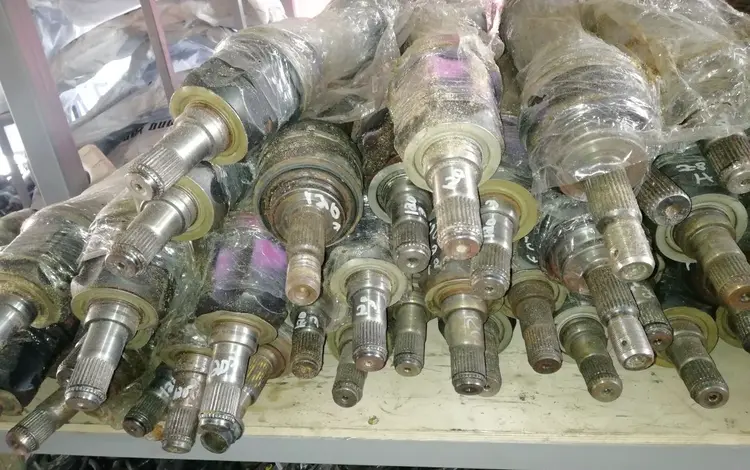 Кардан привода передний задний Cadillac, Land Rover карданный вал за 75 000 тг. в Алматы