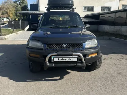 Toyota RAV4 1995 года за 2 700 000 тг. в Алматы