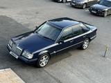 Mercedes-Benz E 280 1993 годаүшін3 600 000 тг. в Астана