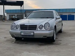 Mercedes-Benz E-Class, 1999