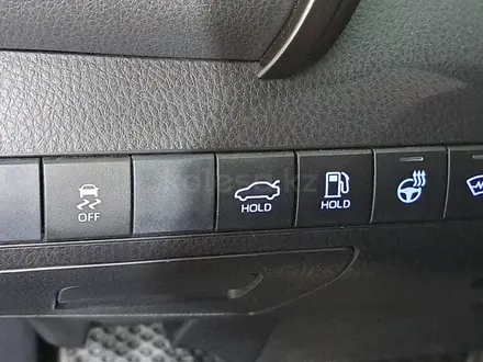 Toyota Camry 2019 года за 12 450 000 тг. в Астана – фото 23