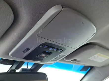 Toyota Camry 2019 года за 12 450 000 тг. в Астана – фото 25