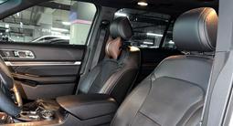 Ford Explorer 2017 года за 13 900 000 тг. в Астана – фото 2
