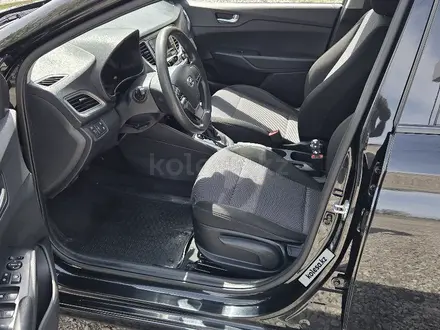 Hyundai Accent 2020 года за 6 950 000 тг. в Караганда – фото 10
