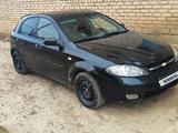 Chevrolet Lacetti 2009 года за 2 500 000 тг. в Атырау – фото 2