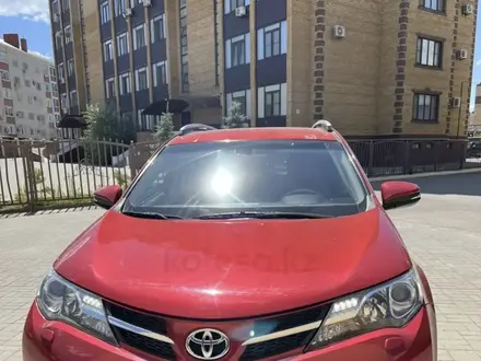 Toyota RAV4 2015 года за 11 000 000 тг. в Актобе