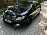 Toyota Camry 2013 годаүшін8 300 000 тг. в Актобе – фото 3