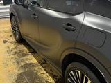 Lexus RX 500h 2022 года за 34 800 000 тг. в Астана – фото 2