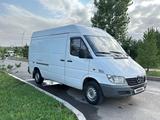 Mercedes-Benz Sprinter 2001 годаүшін6 300 000 тг. в Алматы