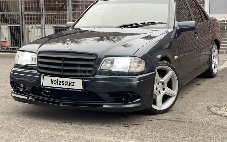 Mercedes-Benz C 240 1998 года за 2 750 000 тг. в Алматы