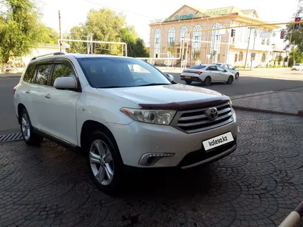 Toyota Highlander 2013 года за 13 500 000 тг. в Алматы – фото 7