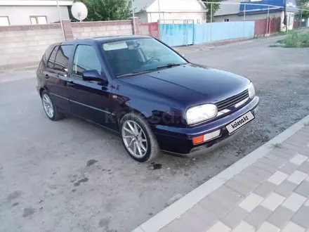 Volkswagen Golf 1997 года за 2 770 000 тг. в Алматы – фото 7