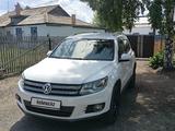 Volkswagen Tiguan 2011 года за 6 300 000 тг. в Астана – фото 2