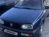 Volkswagen Golf 1993 годаүшін1 300 000 тг. в Караганда – фото 4