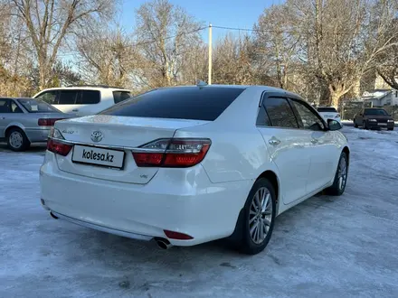 Toyota Camry 2017 года за 13 500 000 тг. в Шымкент – фото 11