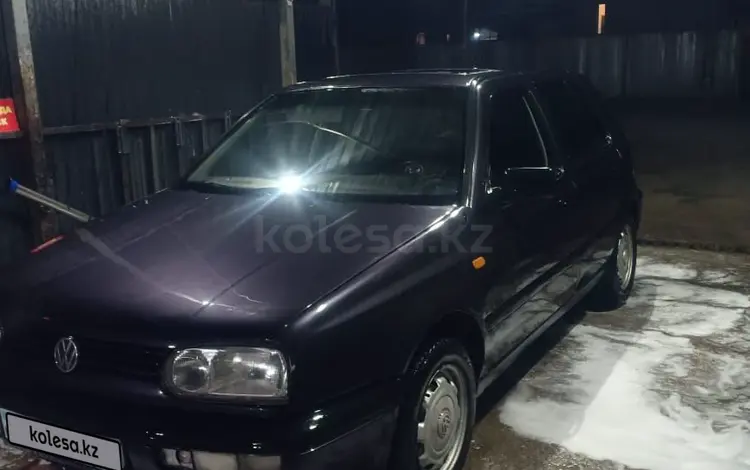 Volkswagen Golf 1993 годаүшін1 300 000 тг. в Алматы