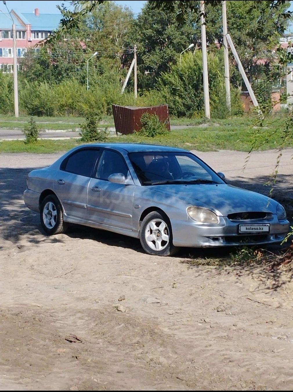 Hyundai Sonata 2001 г.