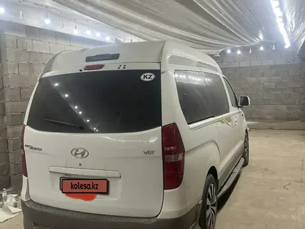 Hyundai Starex 2015 года за 12 500 000 тг. в Алматы – фото 2