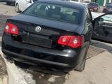 Volkswagen Jetta 2005 годаfor3 100 000 тг. в Алматы – фото 2