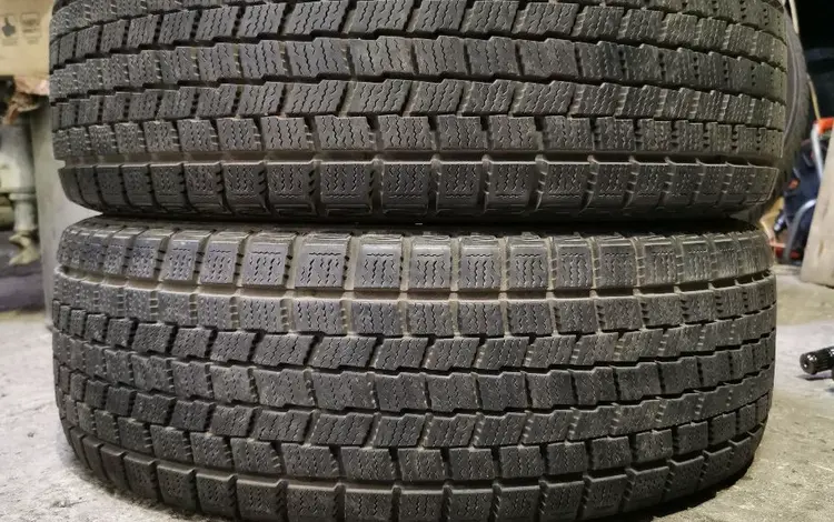 Резина 2-шт 215/60 r16 Falken из Японииүшін42 000 тг. в Алматы