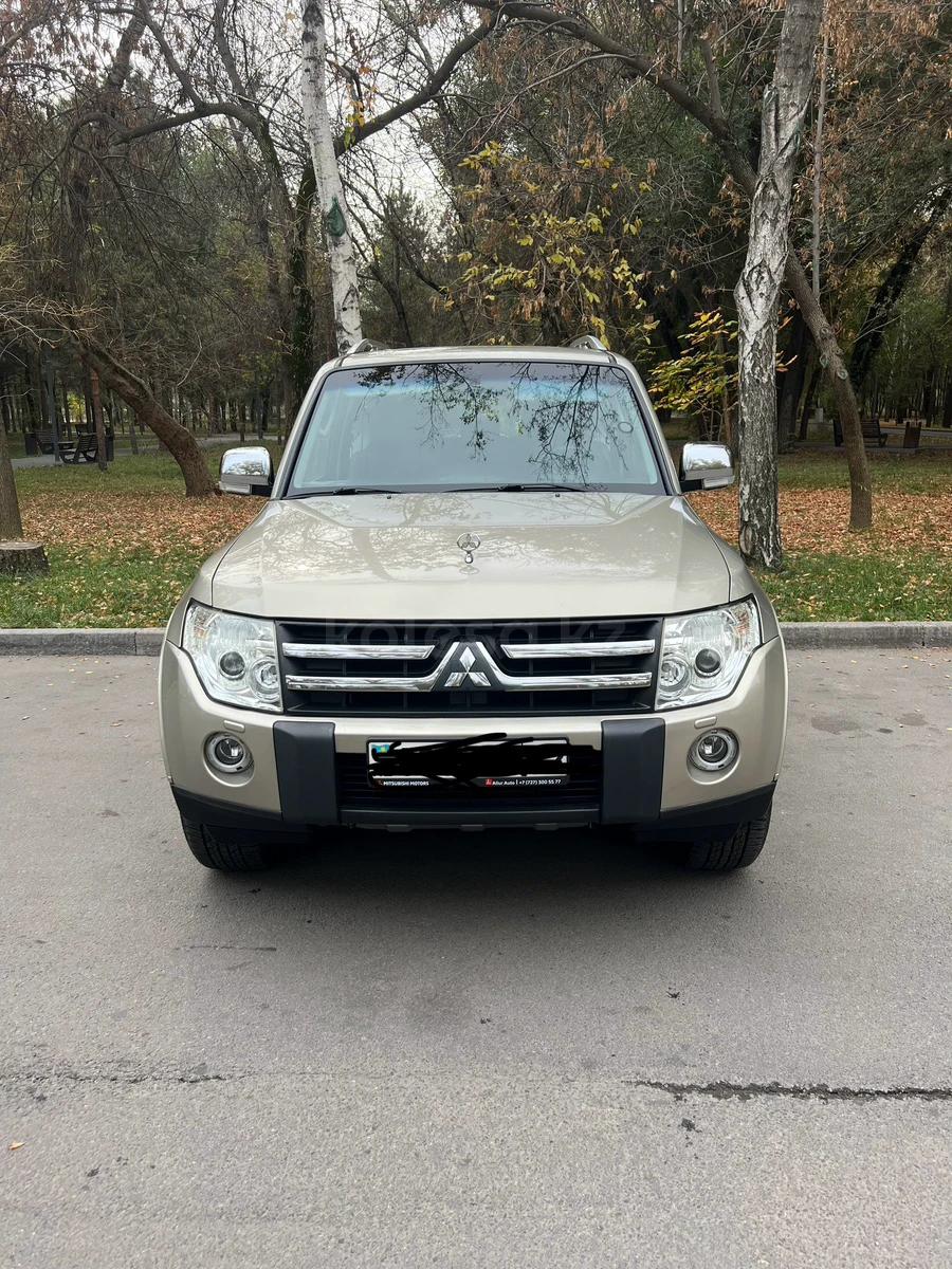 Mitsubishi Pajero 2008 г.