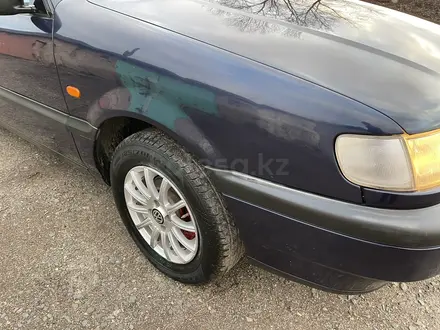 Volkswagen Passat 1994 года за 2 595 000 тг. в Караганда – фото 12