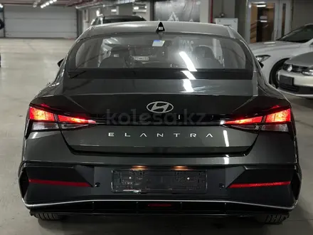 Hyundai Elantra Comfort 2023 года за 9 400 000 тг. в Алматы – фото 6