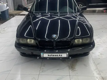 BMW 728 1995 года за 2 200 000 тг. в Павлодар