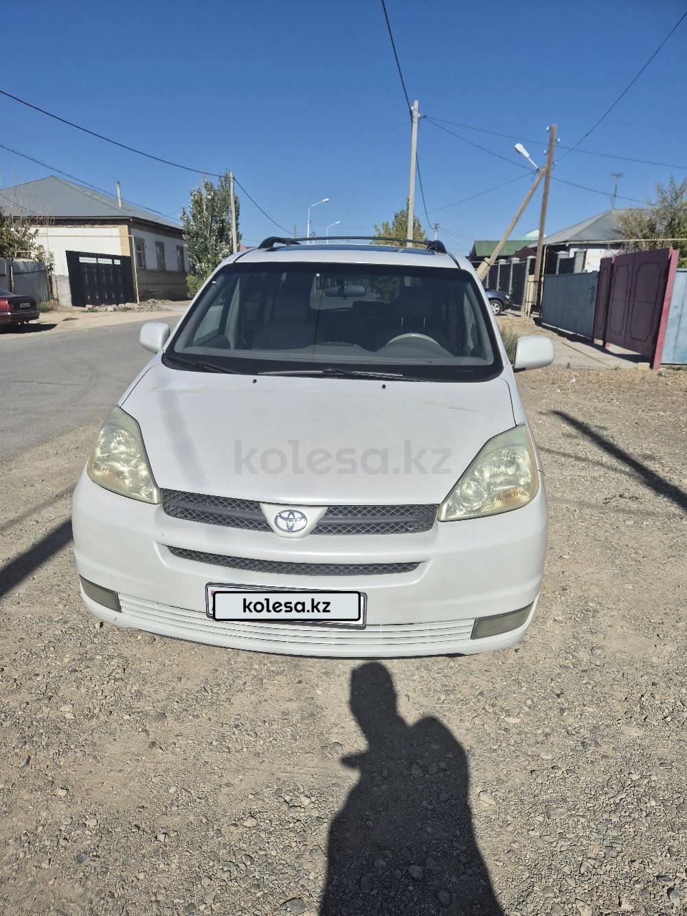 Toyota Sienna 2005 г.