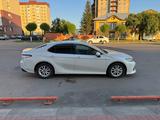 Toyota Camry 2018 года за 12 500 000 тг. в Петропавловск – фото 3