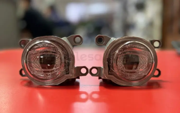 Противотуманные фары (LED, ОРИГИНАЛ) Toyota Hilux, Corolla, LC300 за 39 900 тг. в Уральск