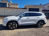 Hyundai Santa Fe 2023 годаүшін18 300 000 тг. в Астана