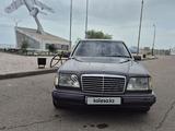 Mercedes-Benz E 200 1993 года за 2 000 000 тг. в Приозерск