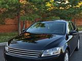 Volkswagen Passat 2014 года за 5 700 000 тг. в Костанай – фото 2