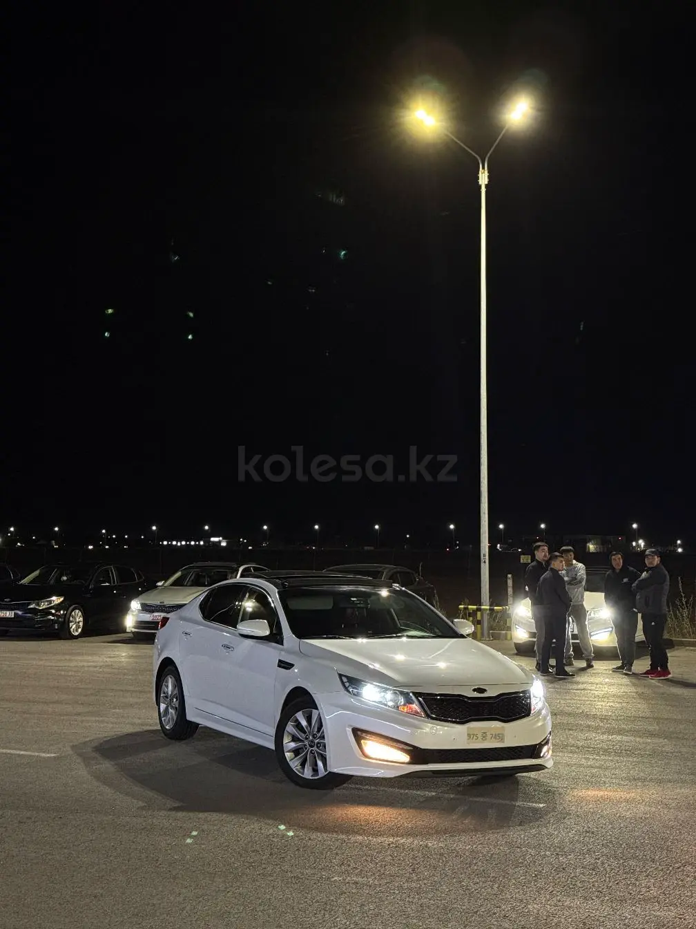Kia K5, 2011