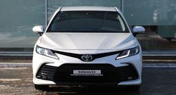 Toyota Camry 2022 года за 13 150 000 тг. в Астана – фото 4