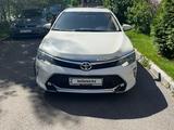 Toyota Camry 2017 года за 12 600 000 тг. в Алматы – фото 3