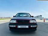 Volkswagen Vento 1993 года за 1 700 000 тг. в Уральск – фото 3