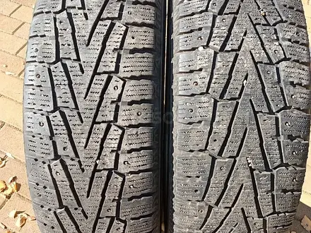 Шины 225/65 R17 — "Roadstone WinGuard Win Spike" (Корея), шипован за 50 000 тг. в Астана