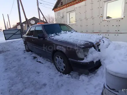 Mercedes-Benz E 260 1993 года за 1 000 000 тг. в Петропавловск