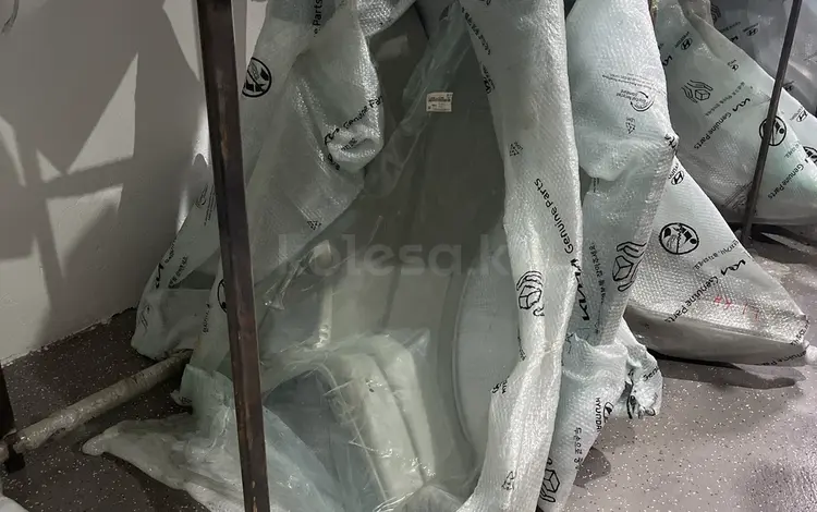 Задний крыло в наличии все видыкорейские запчасти KIA Hyundai Stinger за 10 000 тг. в Шымкент