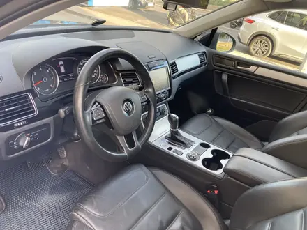 Volkswagen Touareg 2012 года за 12 500 000 тг. в Астана – фото 12