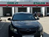 Chevrolet Cruze 2010 года за 2 150 000 тг. в Актобе – фото 4