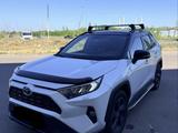 Toyota RAV4 2020 года за 15 200 000 тг. в Астана – фото 4
