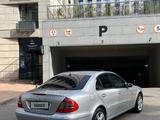 Mercedes-Benz E 240 2002 года за 6 000 000 тг. в Алматы – фото 4