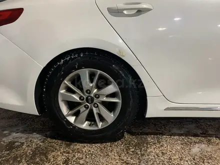 Kia K5 2016 года за 6 200 000 тг. в Астана – фото 17