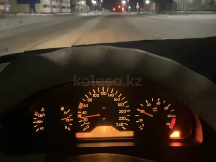 Mercedes-Benz E 240 1998 года за 2 500 000 тг. в Сатпаев – фото 2