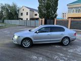 Skoda Superb 2010 годаүшін3 300 000 тг. в Актобе – фото 2